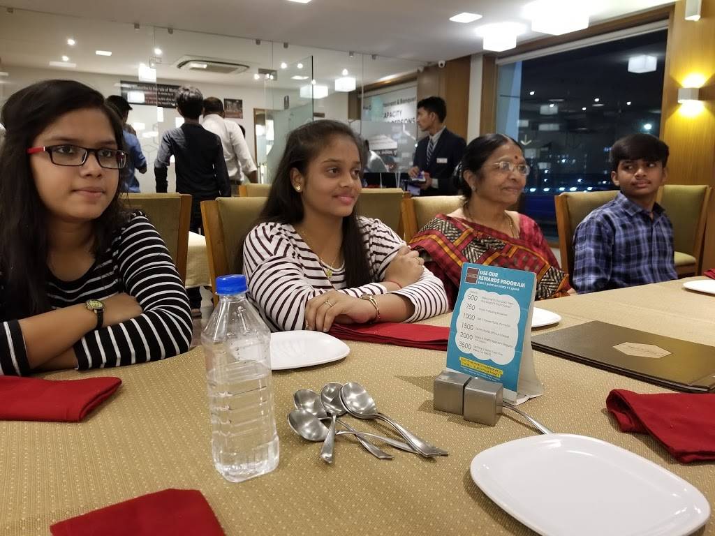 Smoothie King | restaurant | 2112 S Eagle Rd, Newtown, PA 18940, USA | 2676850942 OR +1 267-685-0942