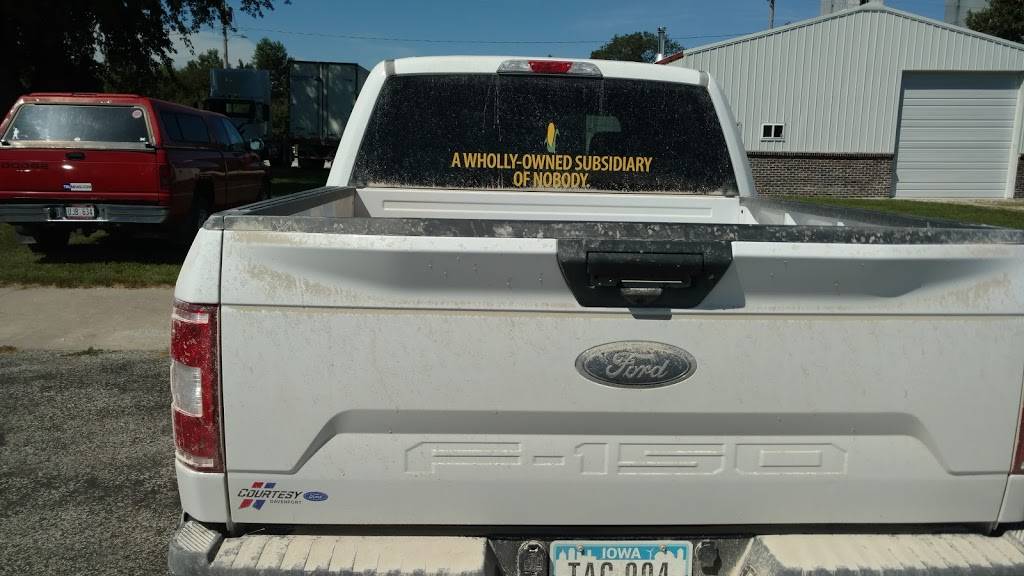 Dew Drop Inn | restaurant | 109 Main St, McClelland, IA 51548, USA | 7125669360 OR +1 712-566-9360