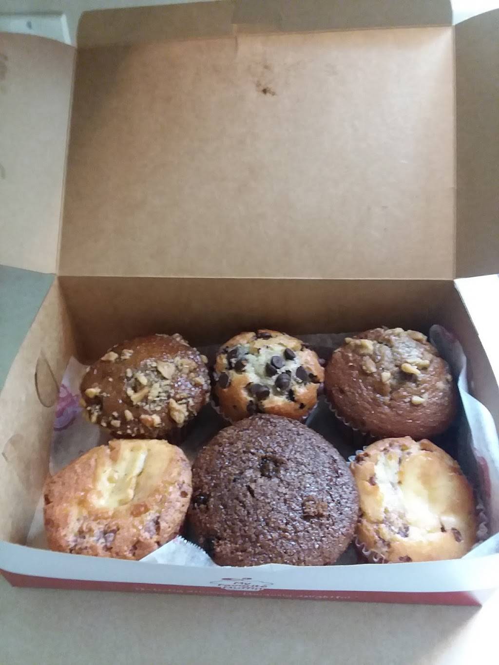 Big Apple Bagels | bakery | 3811 S Westnedge Ave, Kalamazoo, MI 49008, USA | 2697751555 OR +1 269-775-1555