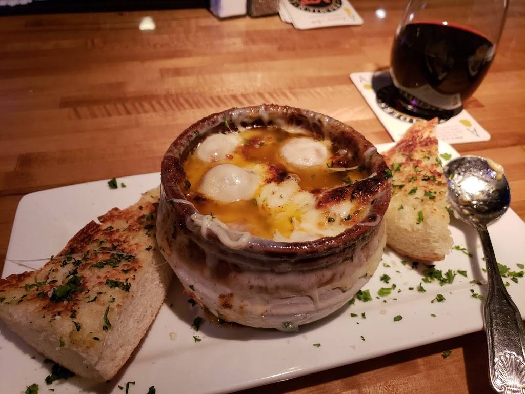 Blue Moon Grill | restaurant | 2045 Bahia Vista St, Sarasota, FL 34239, USA | 9412608597 OR +1 941-260-8597