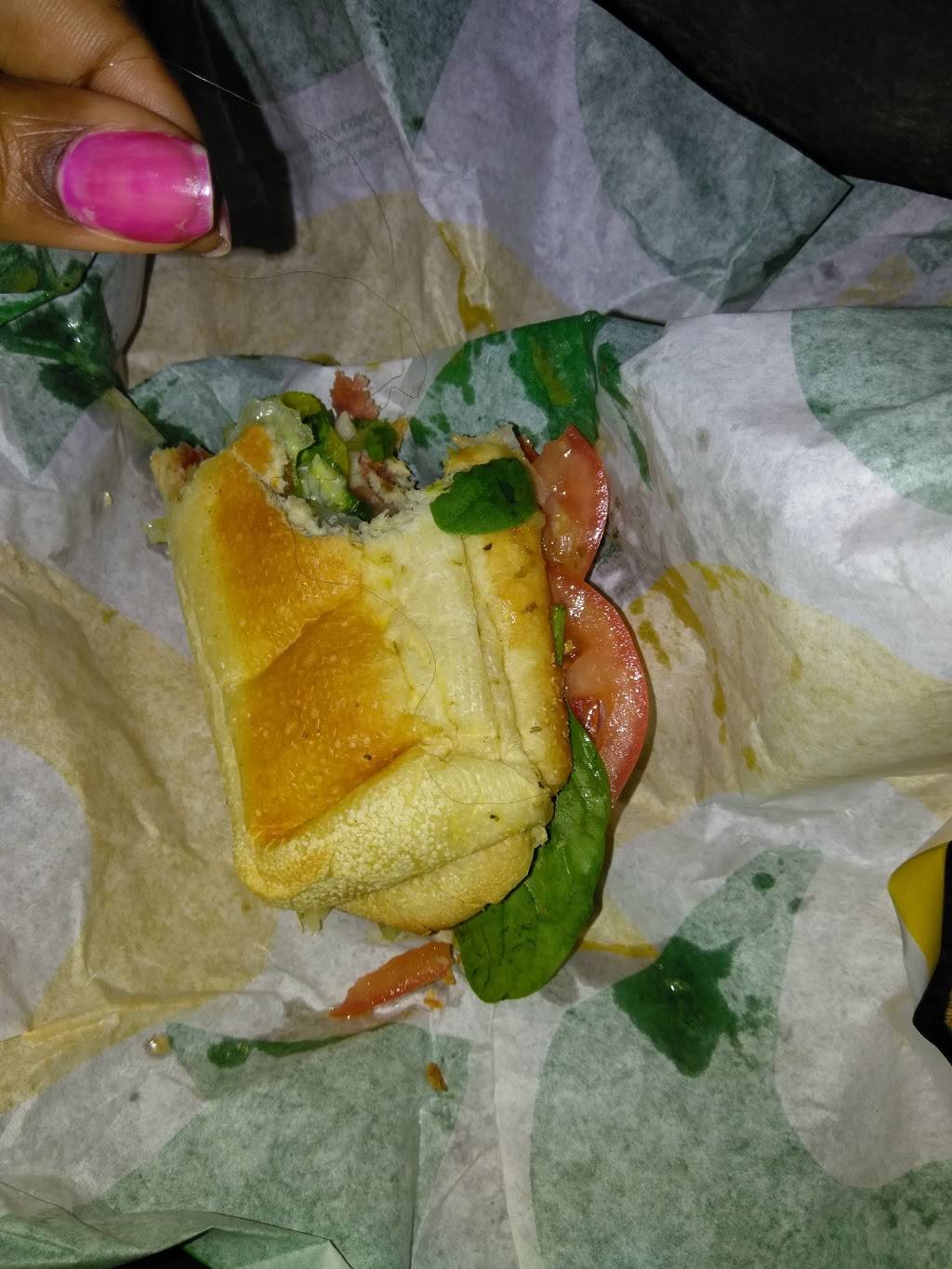 Subway | restaurant | 9320 Woodward Ave, Detroit, MI 48202, USA | 3132858322 OR +1 313-285-8322