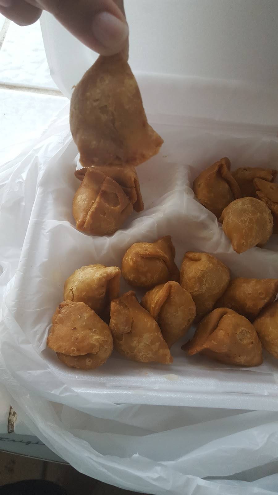 Dilli Express | restaurant | 8406 Topanga Canyon Blvd, Canoga Park, CA 91304, USA | 8183476900 OR +1 818-347-6900