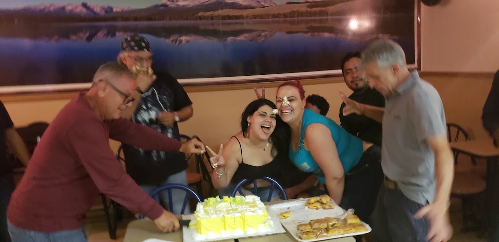 Los Martin Cafeteria | restaurant | 1636 W 33rd Pl, Hialeah, FL 33012, USA | 3058251011 OR +1 305-825-1011