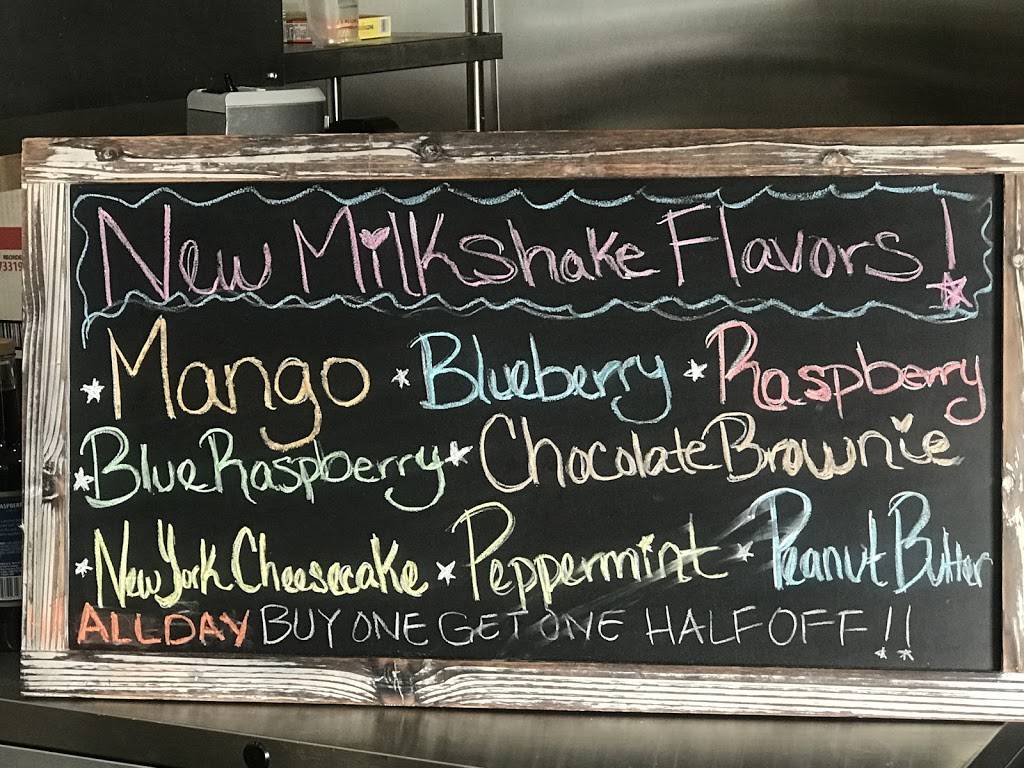 Burger Shack | restaurant | 22388 Ave 152, Porterville, CA 93257, USA | 5598547599 OR +1 559-854-7599