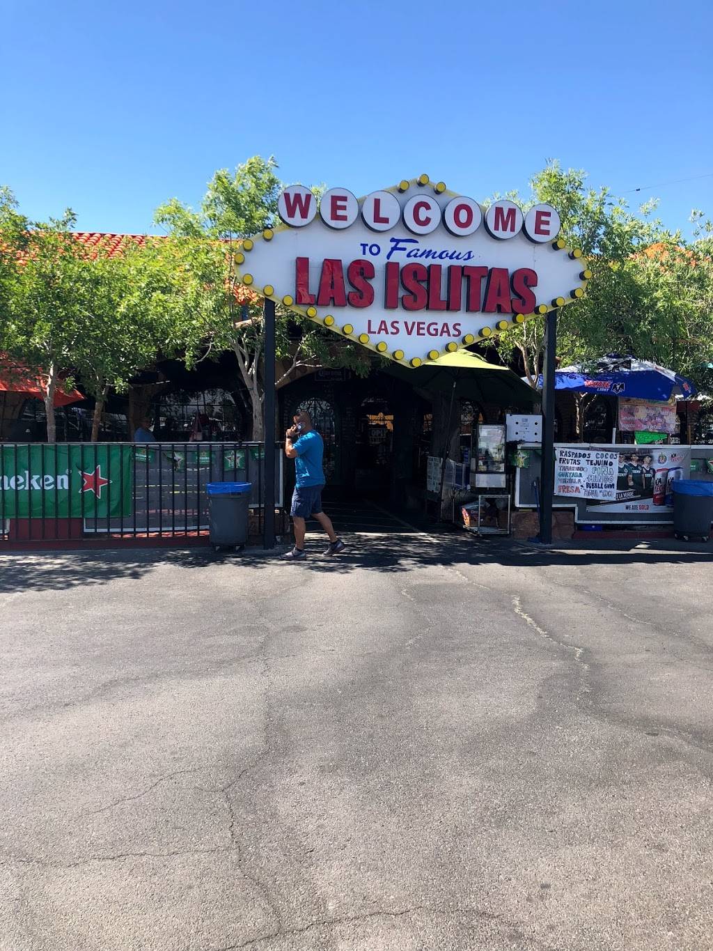 Las Islitas | restaurant | Small Ave, North Las Vegas, NV 89030, USA | 7026499198 OR +1 702-649-9198