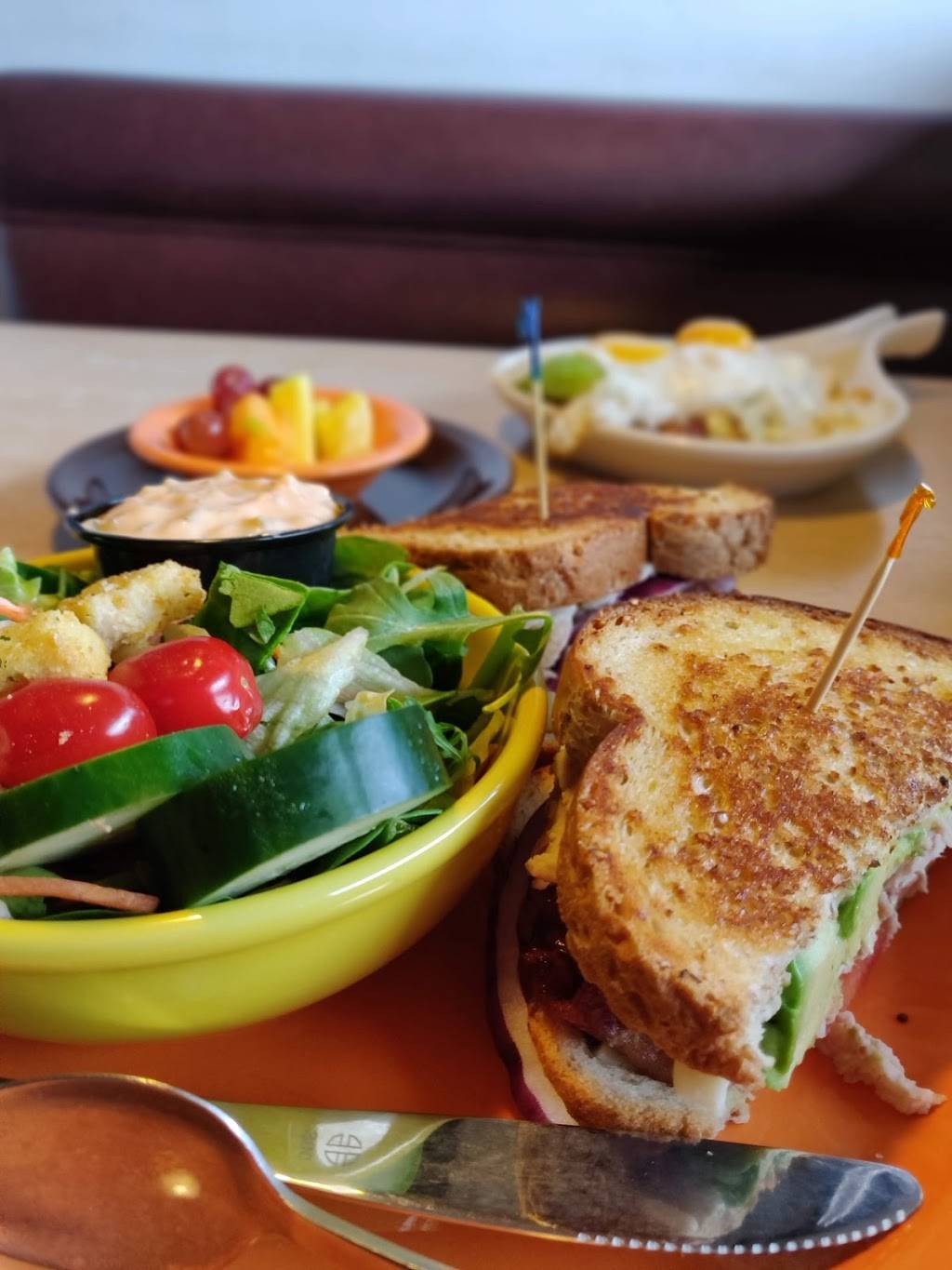 Village Inn | bakery | 4775 Kipling St, Wheat Ridge, CO 80033, USA | 3034209792 OR +1 303-420-9792