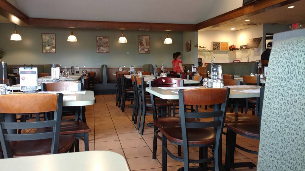 Freds Italian Restaurant | restaurant | 3619 Plainfield Ave NE, Grand Rapids, MI 49525, USA | 6163618994 OR +1 616-361-8994