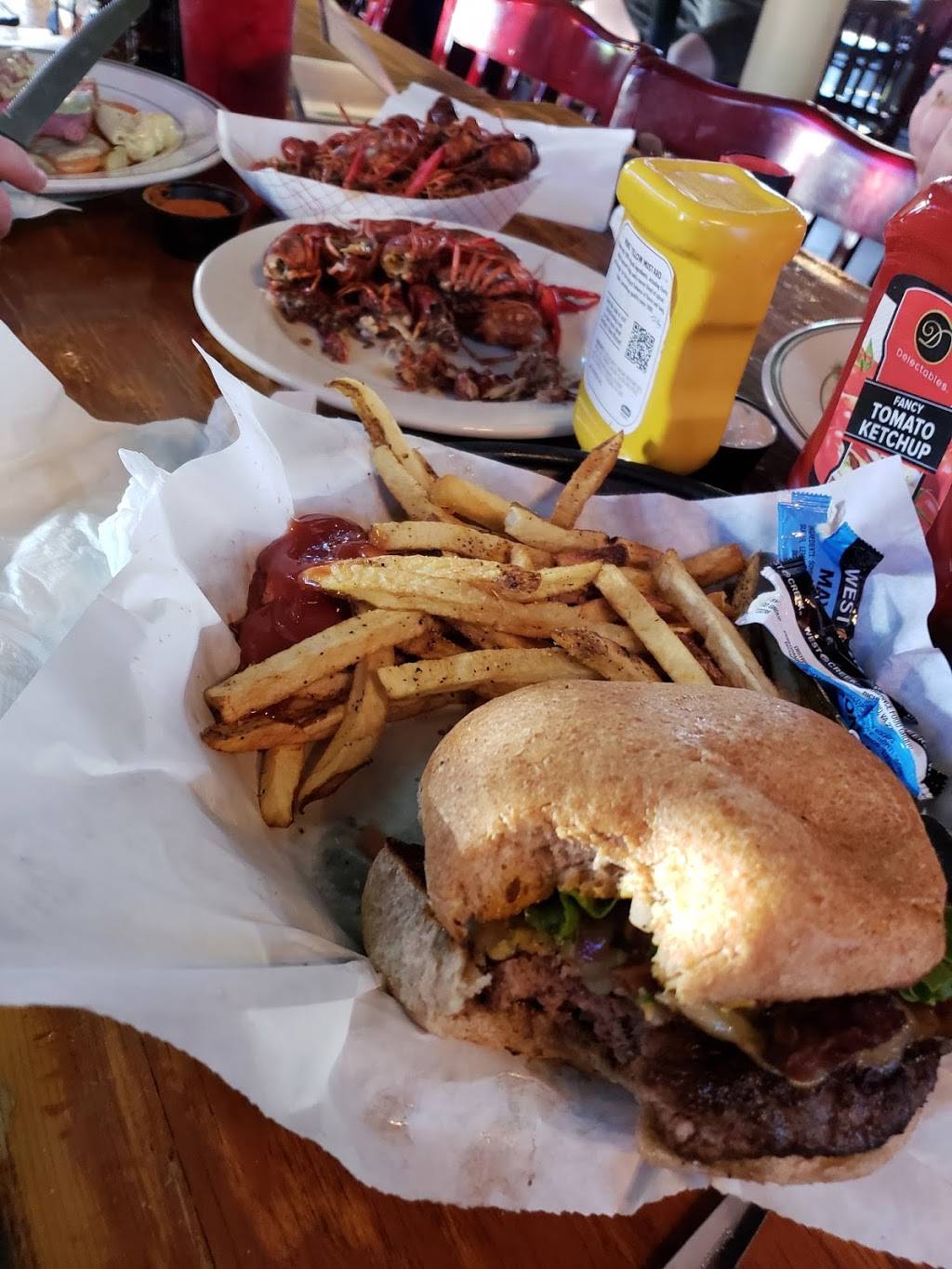 Sean Patricks | restaurant | 202 E San Antonio St, San Marcos, TX 78666, USA | 5123927310 OR +1 512-392-7310