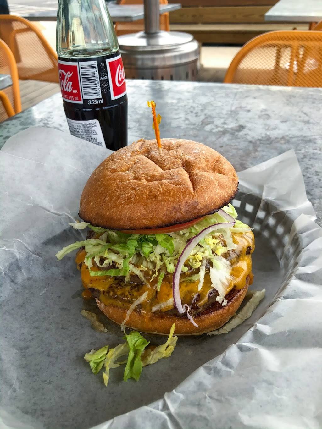 Lou’s | restaurant | 1900 E Cesar Chavez St, Austin, TX 78702, USA | 5126605171 OR +1 512-660-5171