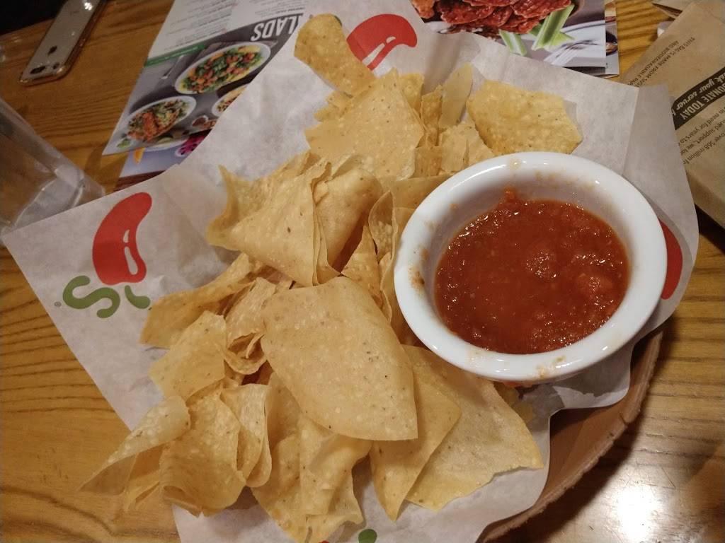 Chilis Grill & Bar | restaurant | 1700 Miles Rd SE, Albuquerque, NM 87106, USA | 5052471543 OR +1 505-247-1543