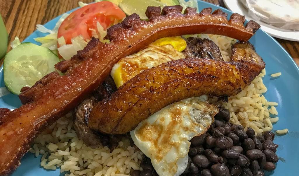 Guanachapis Restaurant | restaurant | 273 Moody St, Waltham, MA 02453, USA | 7817888590 OR +1 781-788-8590