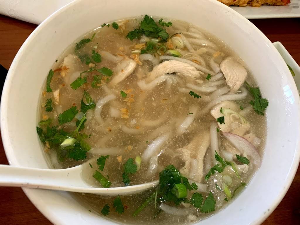 Thai Curry | restaurant | 518 N Plaza Ct, Van Buren, AR 72956, USA | 4794711409 OR +1 479-471-1409