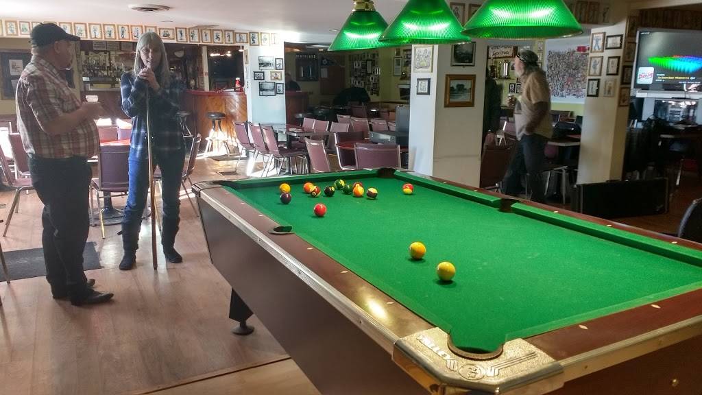 Royal Tavern | restaurant | 119 King St E, Chatham, ON N7M 3N1, Canada | 5193525210 OR +1 519-352-5210