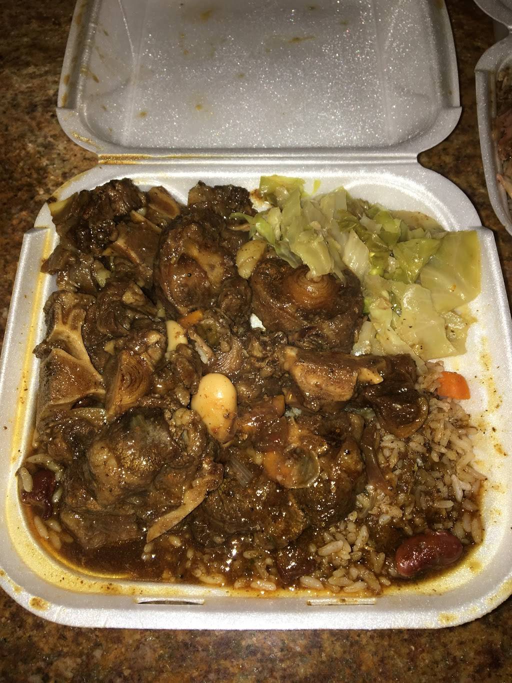 Front Line Restaurant | restaurant | 1601 Old Dixie Hwy #3, Riviera Beach, FL 33404, USA | 5618459888 OR +1 561-845-9888