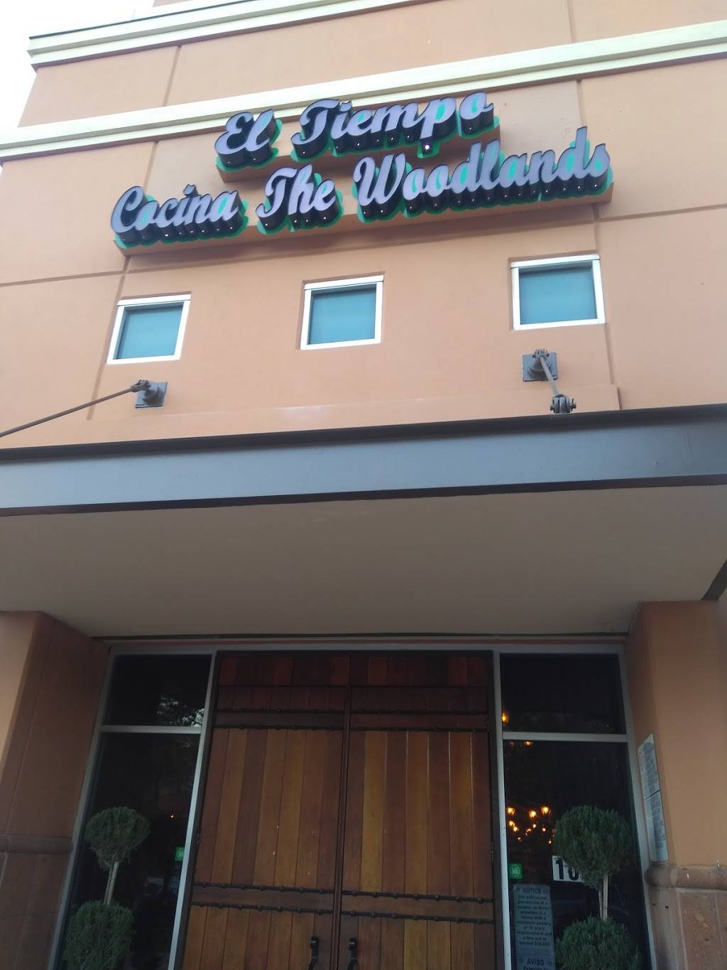 El Tiempo Cocina | restaurant | 6777 Woodlands Pkwy #100, The Woodlands, TX 77382, USA | 2813234646 OR +1 281-323-4646