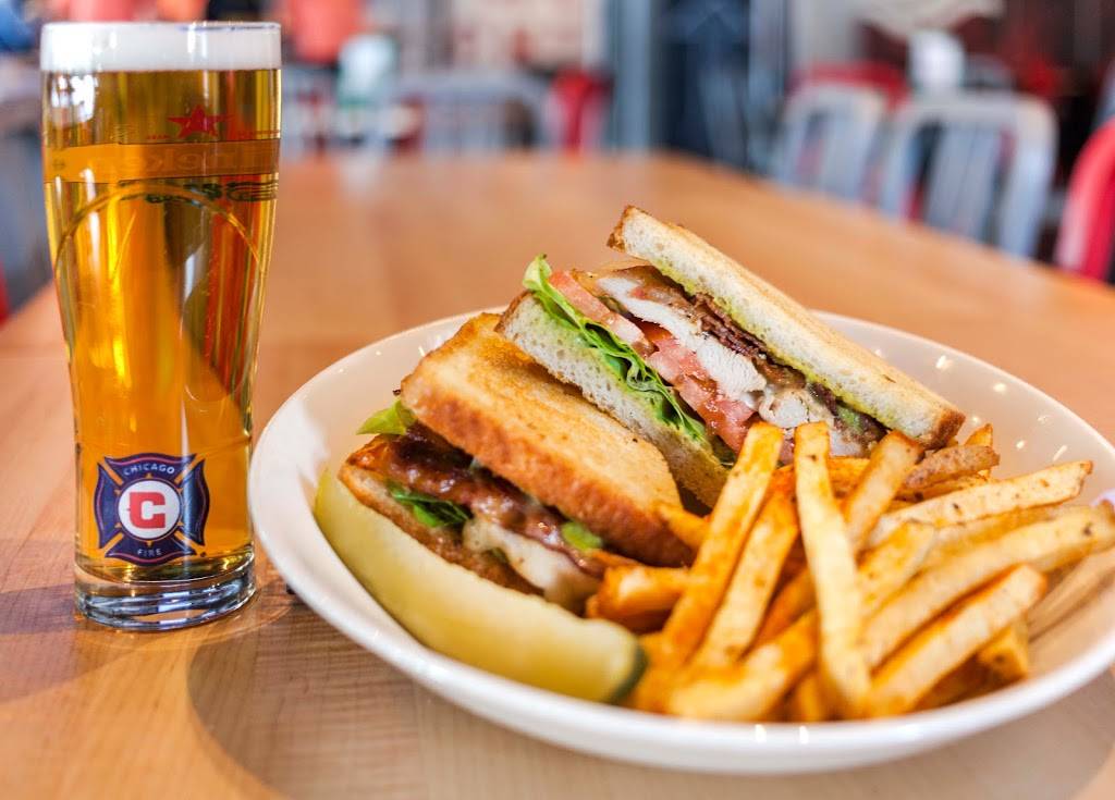 Heineken Pub97 | restaurant | 3626 N Talman Ave, Chicago, IL 60618, USA | 7739441203 OR +1 773-944-1203