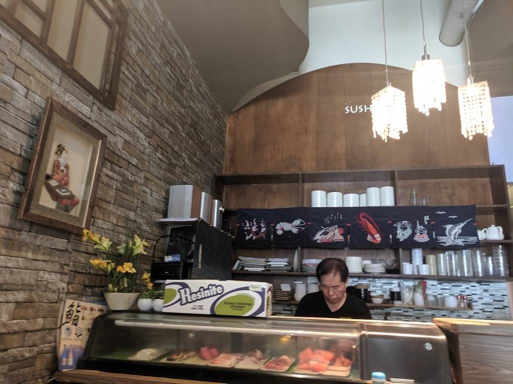 Sakura Sushi | restaurant | 7010 Warden Ave, Markham, ON L3R 5Y3, Canada | 9053070401 OR +1 905-307-0401