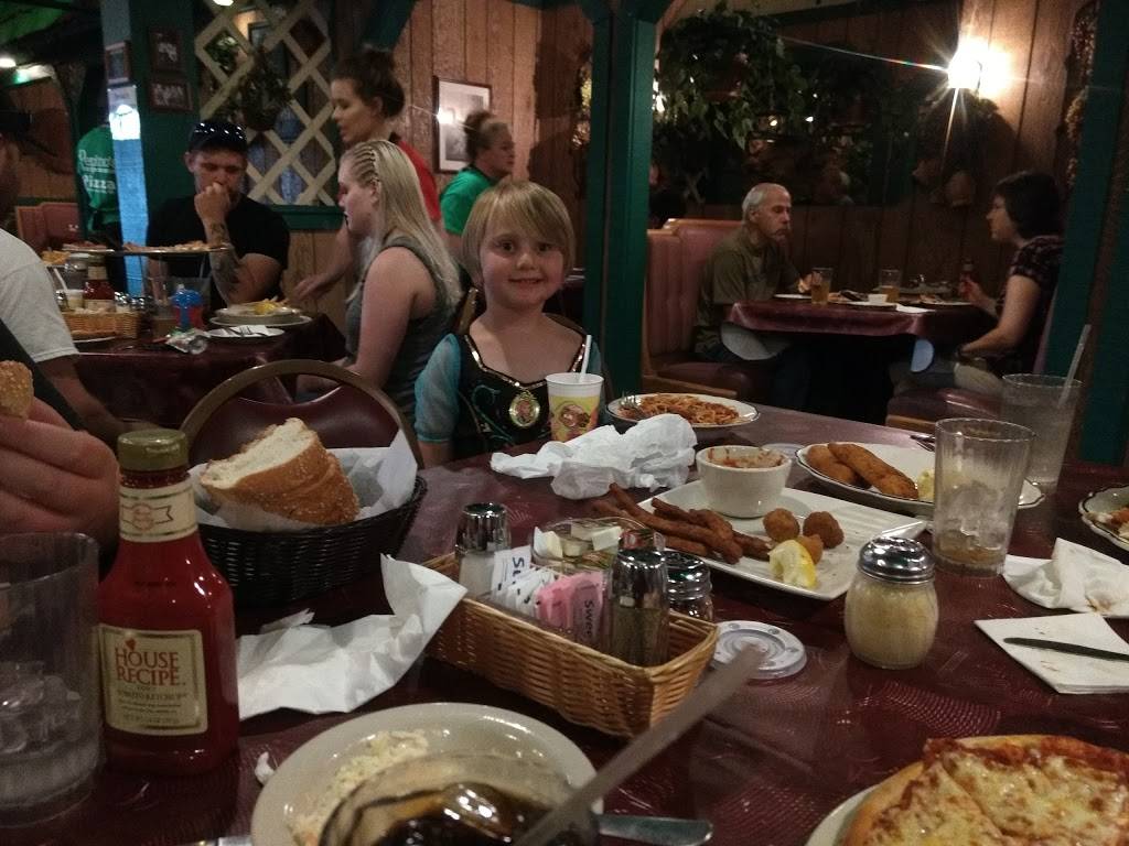 Pepinos | restaurant | N84W15841 Appleton Ave, Menomonee Falls, WI 53051, USA | 2622516500 OR +1 262-251-6500