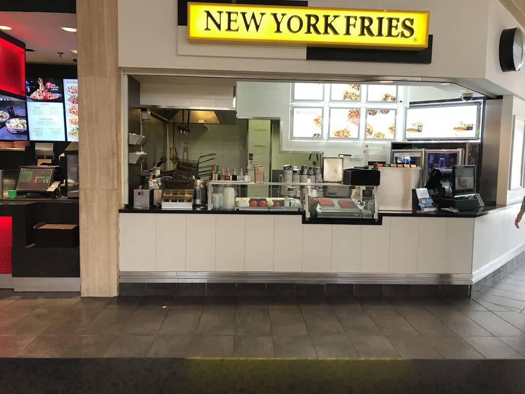 New York Fries - Carlingwood Mall | restaurant | 2121 Carling Ave Unit 725, Ottawa, ON K2A 1H2, Canada | 6137293713 OR +1 613-729-3713