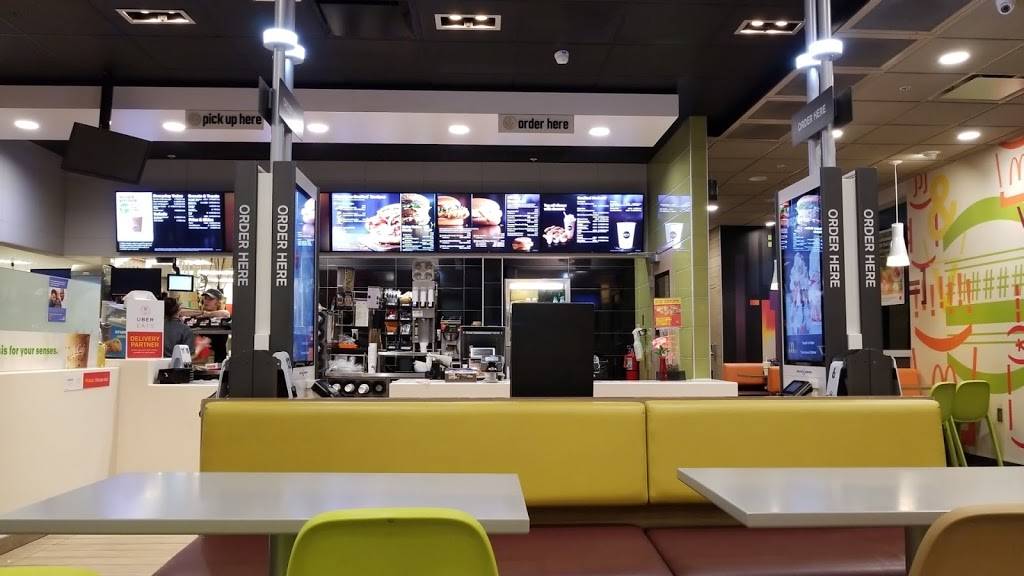 McDonalds | cafe | 51 3rd St S, Jacksonville Beach, FL 32250, USA | 9042494766 OR +1 904-249-4766