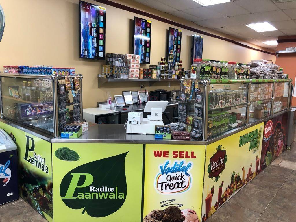 Radhe Paanwala | restaurant | 1700 Oak Tree Rd, Edison, NJ 08820, USA | 8482007571 OR +1 848-200-7571