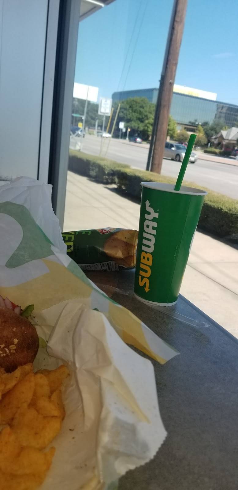 Subway Restaurants | restaurant | 13015 Coit Rd Ste E, Dallas, TX 75240, USA | 9727019885 OR +1 972-701-9885