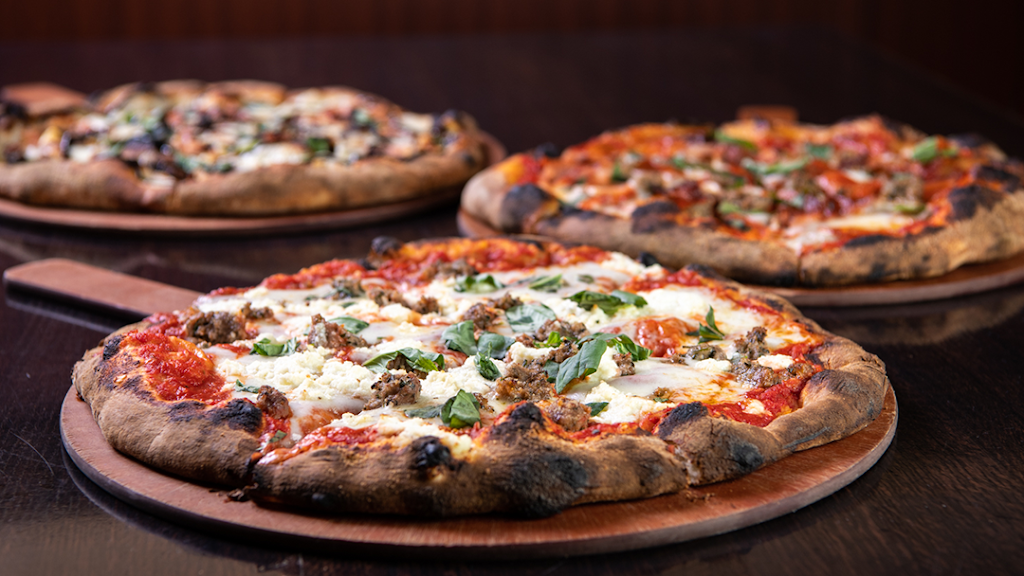 Pizzeria Pezzo | restaurant | 2143 4th St, White Bear Lake, MN 55110, USA | 6517887844 OR +1 651-788-7844