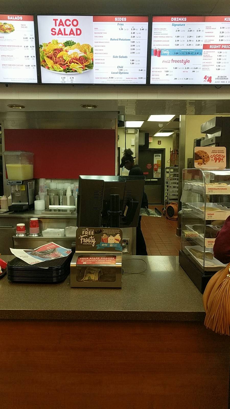 Wendys | restaurant | 685 N Delsea Dr, Glassboro, NJ 08028, USA | 8568633980 OR +1 856-863-3980