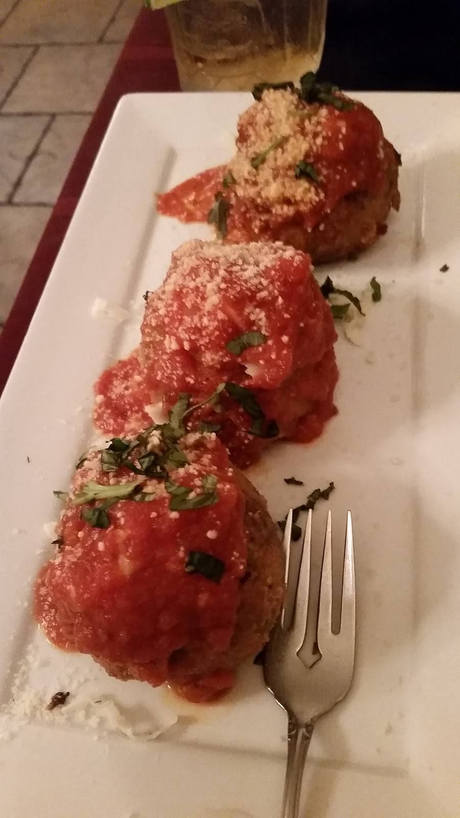 Avanti | restaurant | 1317 Hall Ave, Windsor, ON N8X 4R2, Canada | 5192530465 OR +1 519-253-0465