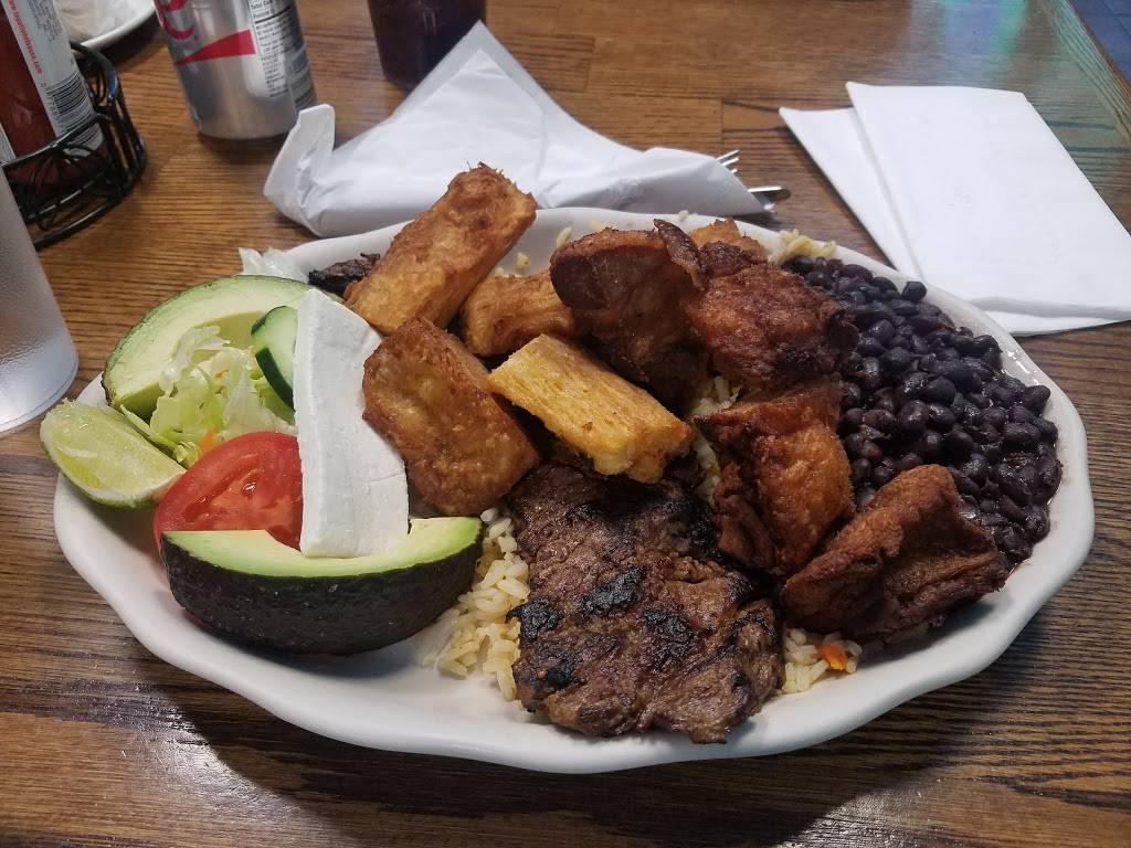 Guanachapis Restaurant | restaurant | 273 Moody St, Waltham, MA 02453, USA | 7817888590 OR +1 781-788-8590