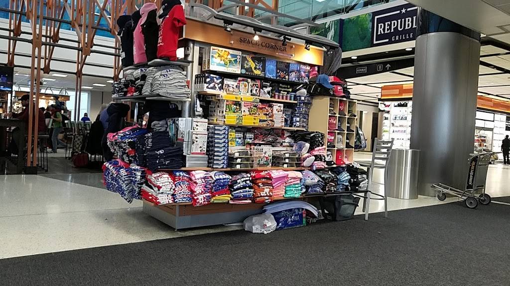 Wendys | restaurant | 3950 S Terminal Rd E22, Houston, TX 77032, USA | 2818218833 OR +1 281-821-8833