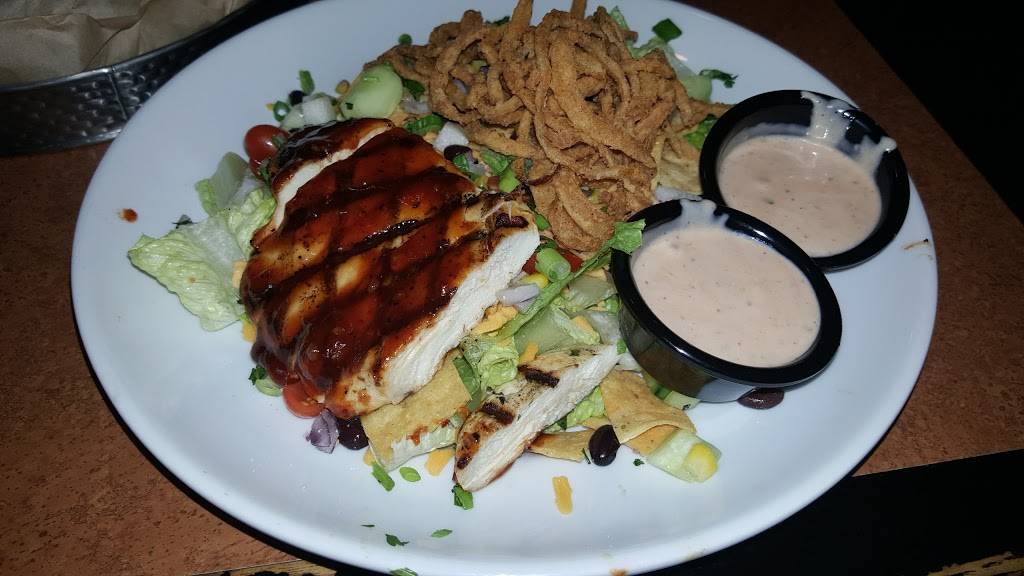 TGI Fridays | restaurant | 685 Middletown Blvd, Langhorne, PA 19047, USA | 2157508002 OR +1 215-750-8002