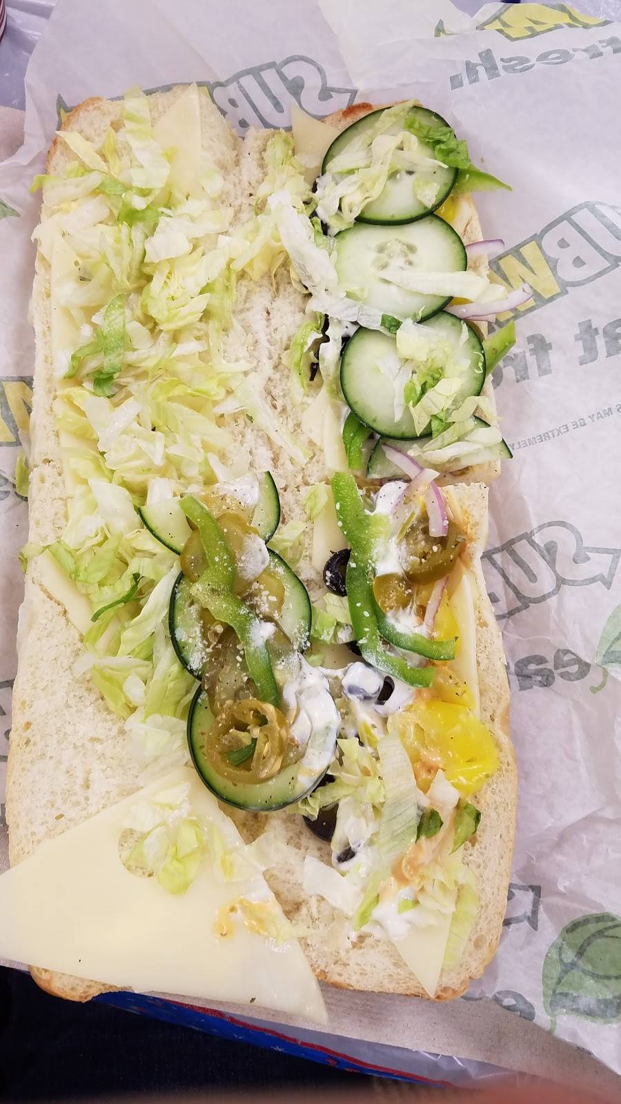 Subway Restaurants | restaurant | 156 E Sepulveda Blvd, Carson, CA 90745, USA | 3105497198 OR +1 310-549-7198