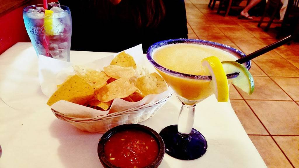 Sals Mexican Restaurant | restaurant | 7476 N Fresno St, Fresno, CA 93720, USA | 5594383030 OR +1 559-438-3030