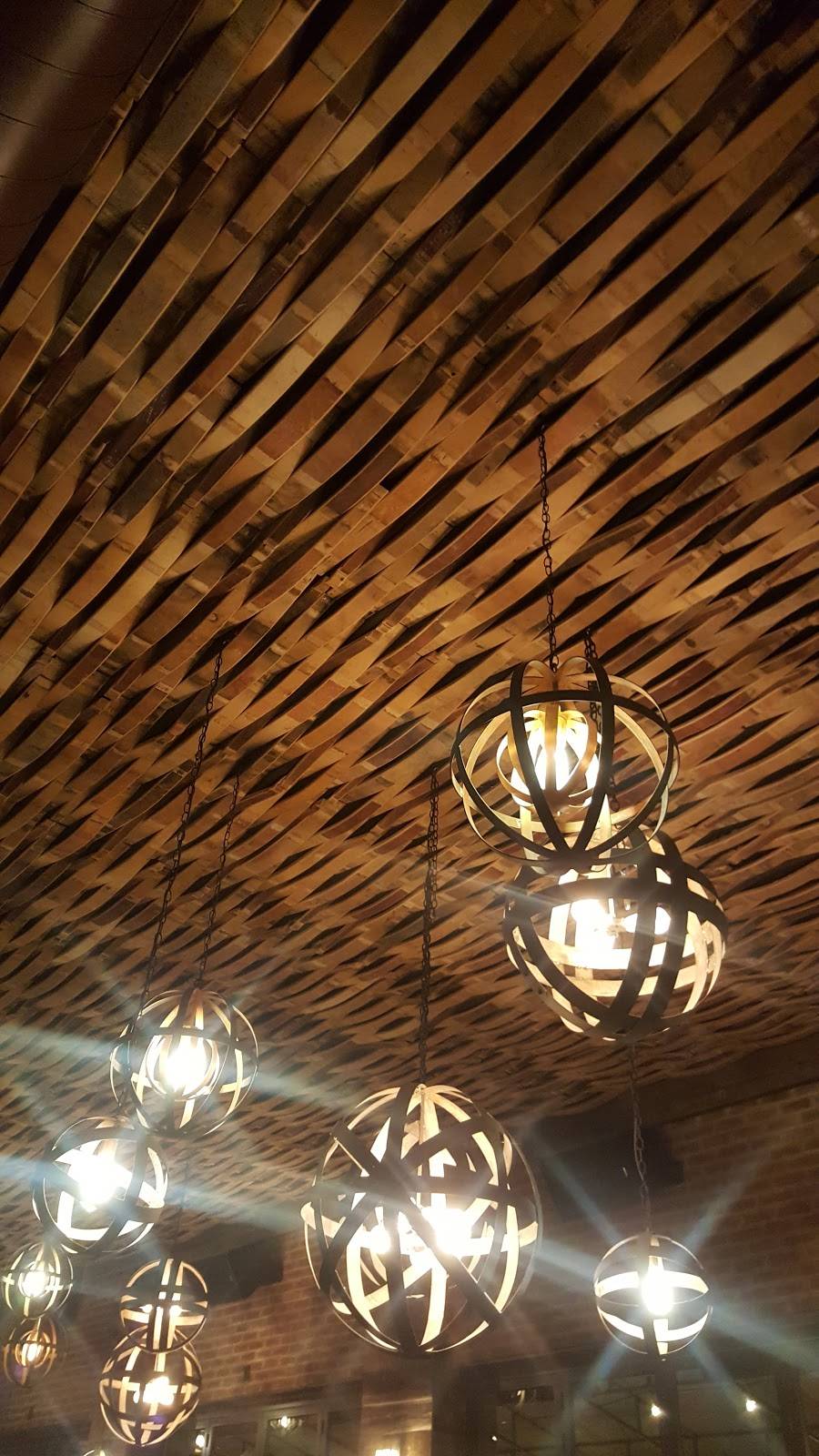 Beer Baron Bar & Kitchen | restaurant | 614 4th St, Santa Rosa, CA 95404, USA | 7077579294 OR +1 707-757-9294