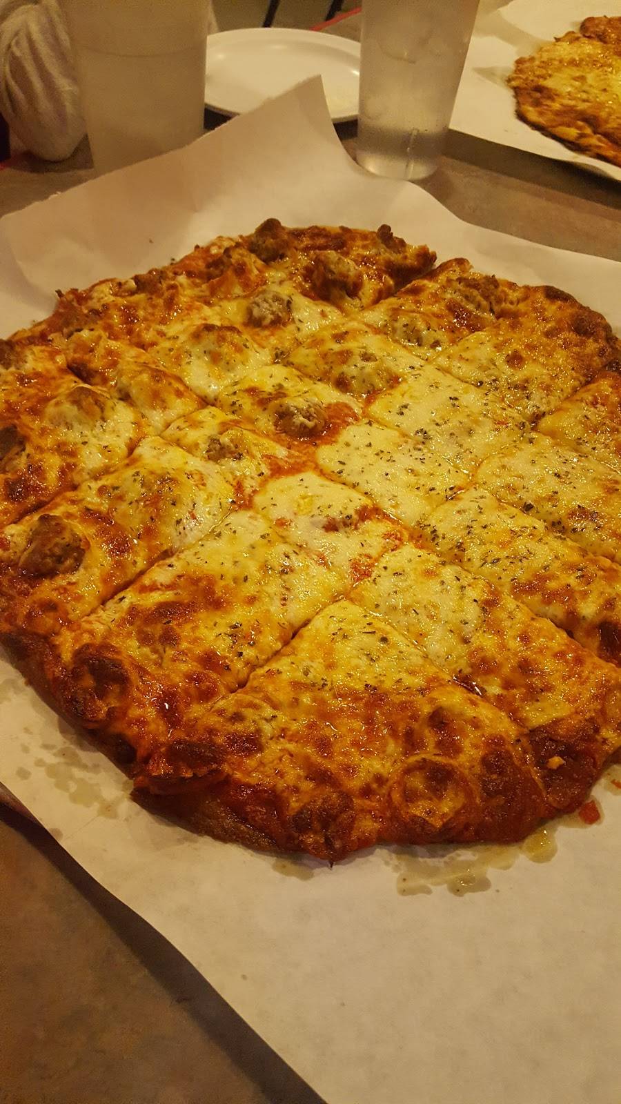 Villa Nova Pizzeria | restaurant | 6821 W Pershing Rd, Stickney, IL 60402, USA | 7087882944 OR +1 708-788-2944