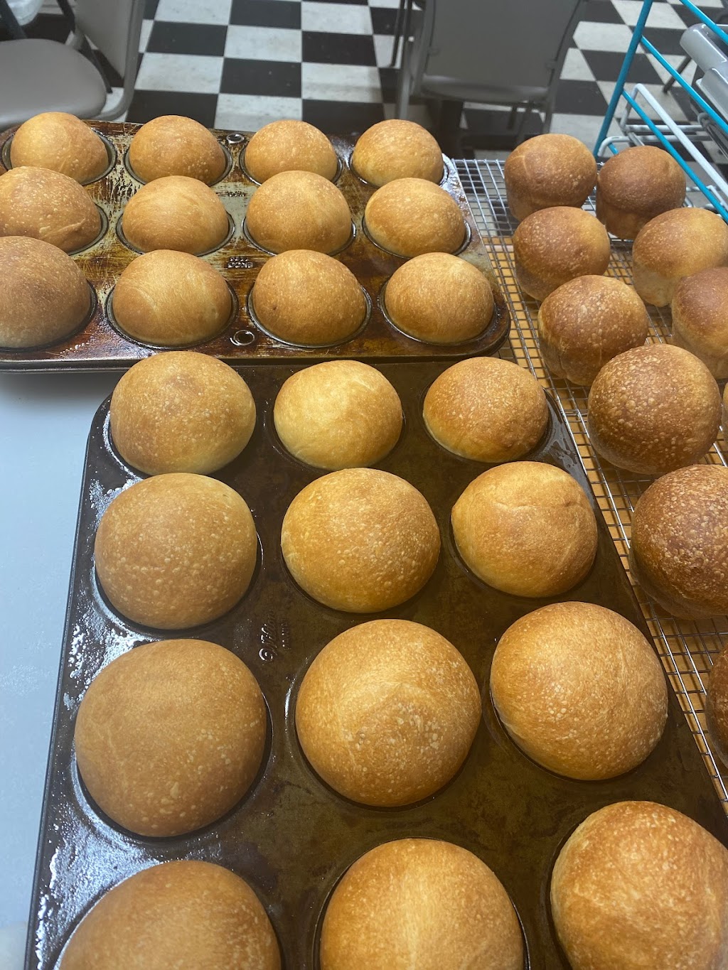 Hillbilly Diner | restaurant | 275 Riverside Dr, Bassett, VA 24055, USA | 2764215194 OR +1 276-421-5194