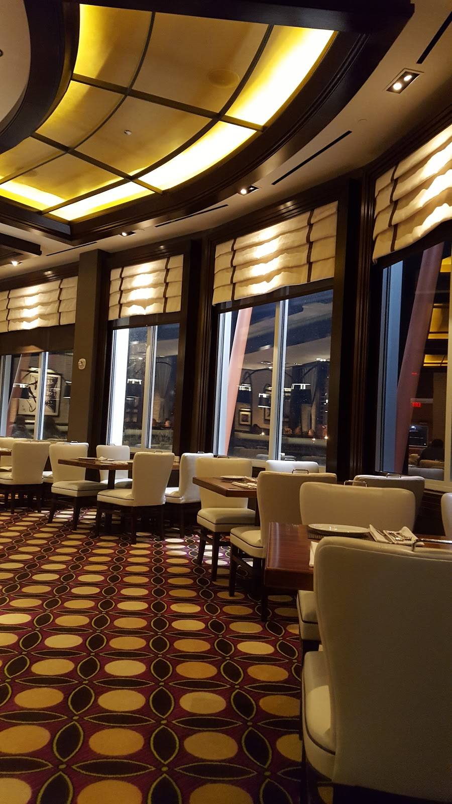 Rosewater Grill & Tavern | restaurant | 2717 Delta Downs Dr, Vinton, LA 70668, USA | 3375899063 OR +1 337-589-9063