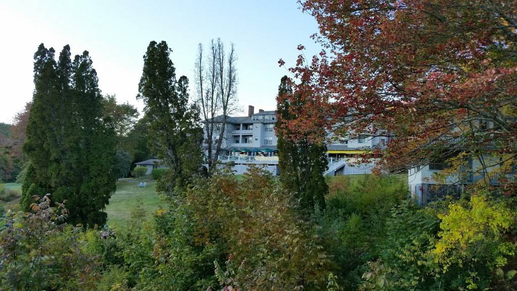 Asticou Inn | restaurant | 15 Peabody Dr, Northeast Harbor, ME 04662, USA | 2072763344 OR +1 207-276-3344