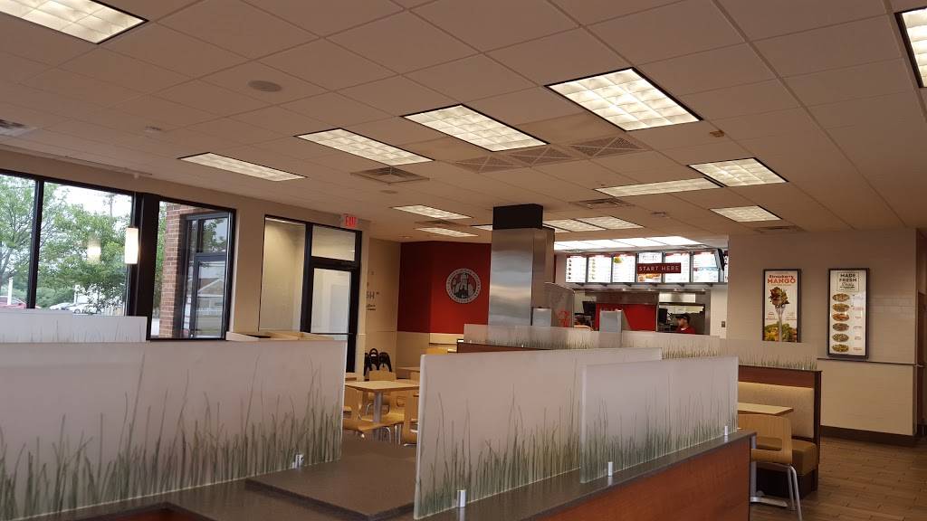 Wendys | restaurant | 7 Fairhaven Commons Way, Fairhaven, MA 02719, USA | 5089994407 OR +1 508-999-4407