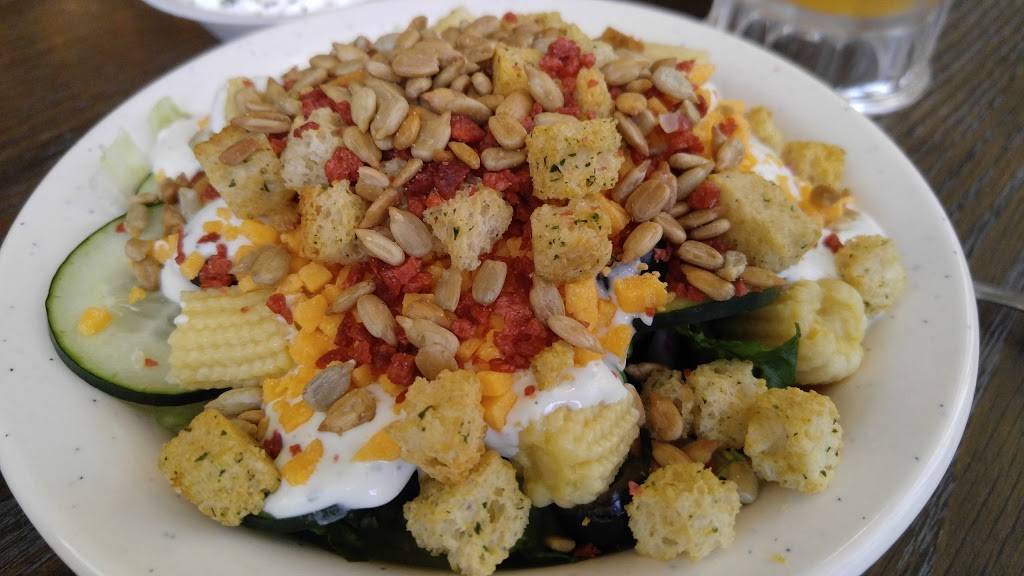 Fargos Pizza | restaurant | 2910 E Platte Ave, Colorado Springs, CO 80909, USA | 7194735540 OR +1 719-473-5540