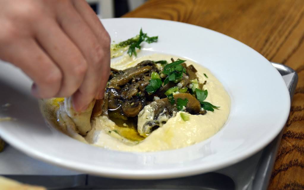 Village Hummus | restaurant | 1001 Park Pl, San Mateo, CA 94404, USA | 6502127711 OR +1 650-212-7711