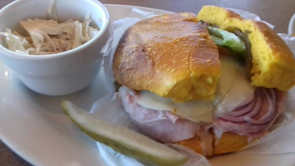 Bagel Bistro Diner & Grill | bakery | 1810 Victory Blvd, Staten Island, NY 10314, USA | 7187206919 OR +1 718-720-6919