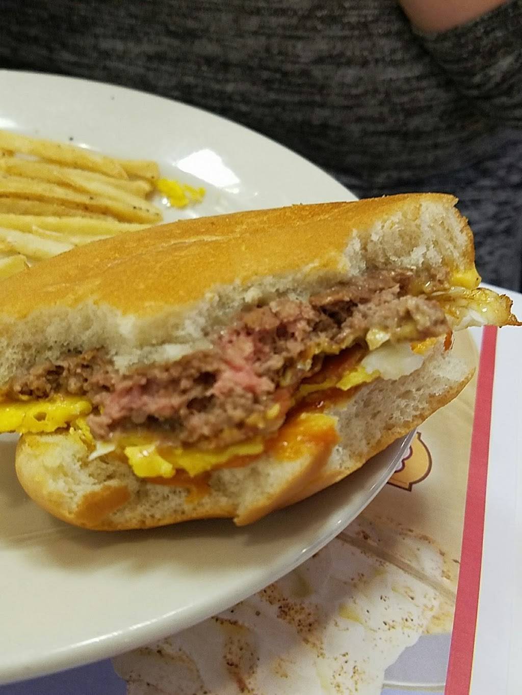Steak n Shake | restaurant | 2288 N Park Dr, Holland, MI 49424, USA | 6163959627 OR +1 616-395-9627