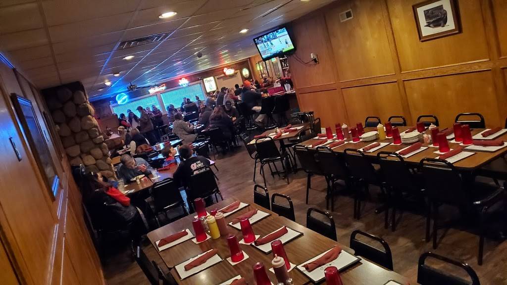 Rusty Duck | restaurant | 732 Marshall St, Dexter, IA 50070, USA | 5157894142 OR +1 515-789-4142