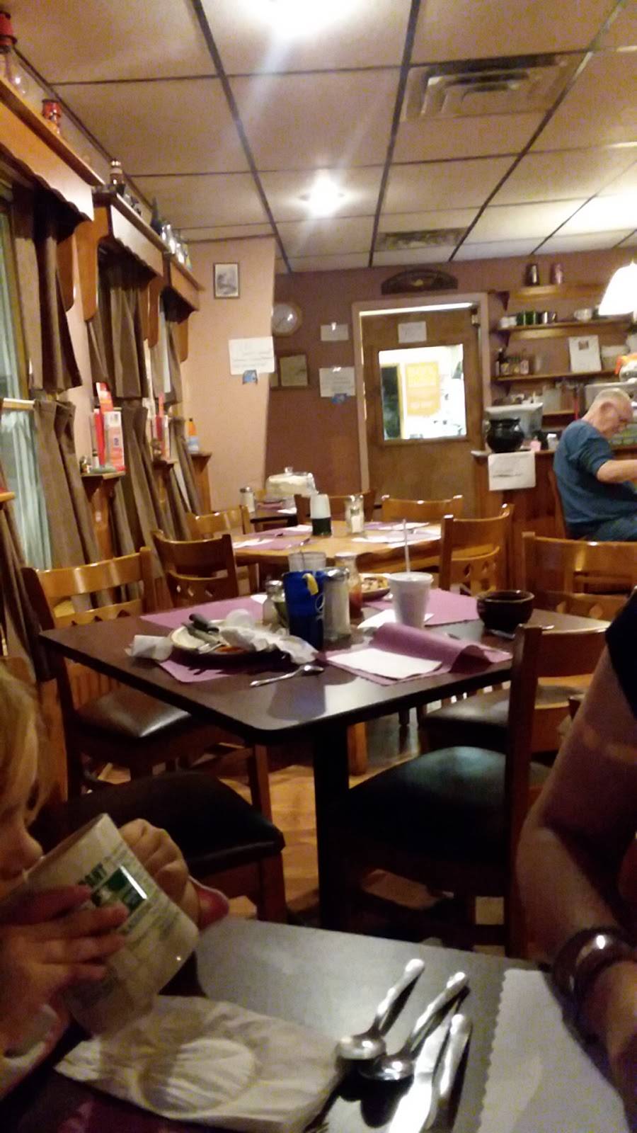 Nu Pier Restaurant | restaurant | 13212 NY-3, Sackets Harbor, NY 13685, USA | 3156463312 OR +1 315-646-3312