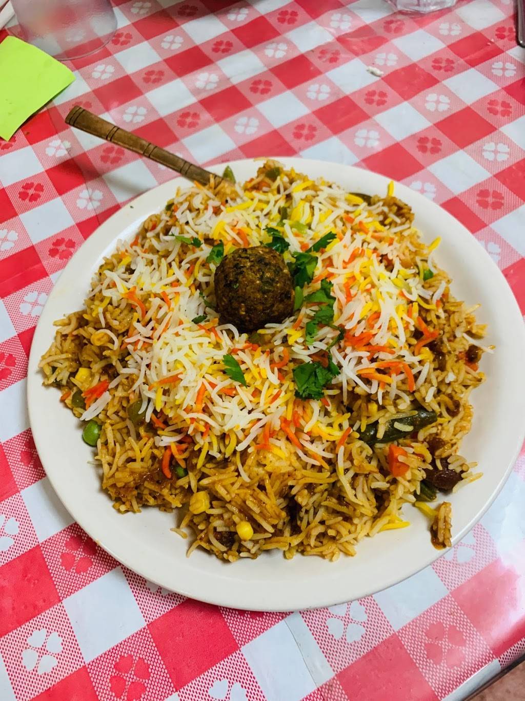 Mughal a Azam Restaurant | restaurant | 1915 Pine Ave, Niagara Falls, NY 14301, USA | 7163318485 OR +1 716-331-8485