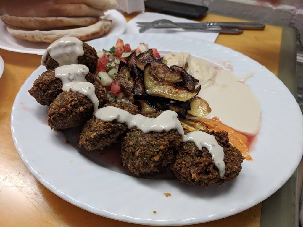 Mana Mana Middle Eastern Restaurant | restaurant | 530 Park St, Clearwater, FL 33755, USA | 7274155554 OR +1 727-415-5554