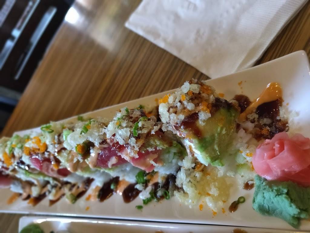 Maya Sushi Lounge | restaurant | 1512 E Champlain Dr #103, Fresno, CA 93720, USA | 5594341464 OR +1 559-434-1464