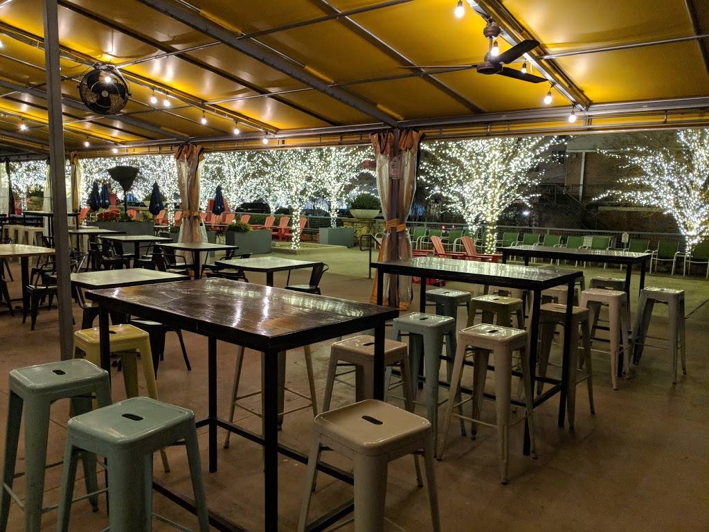 Souk : Kebab House | restaurant | 3011 Gulden Ln #114, Dallas, TX 75212, USA | 4694582233 OR +1 469-458-2233